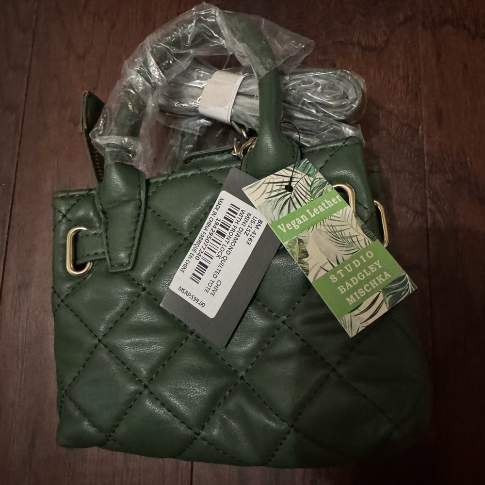 Badgely Mishka Mini Diamond Quilted Tote Color Chive Vegan Leather NWT - Picture 4 of 6
